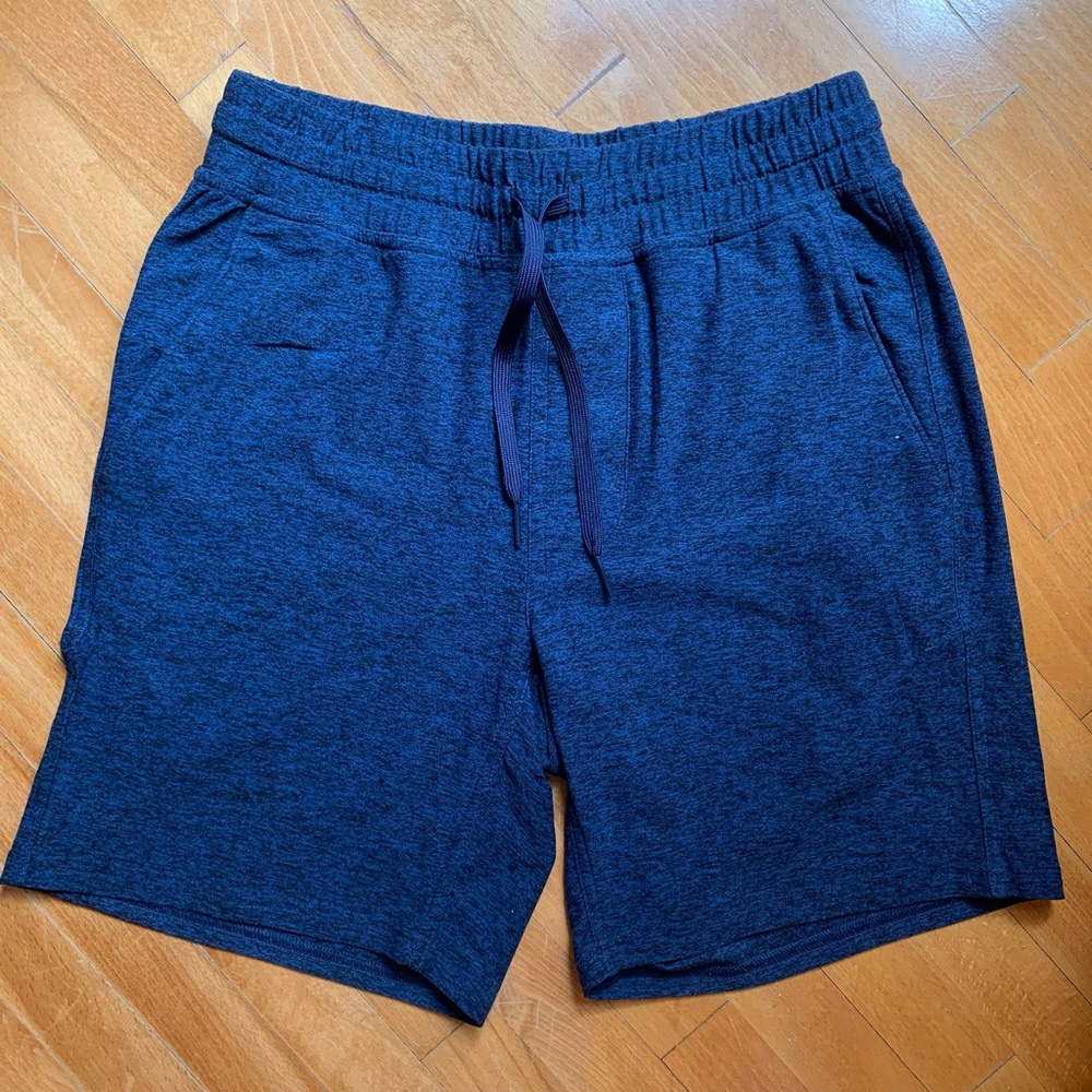 Outdoor Voices CloudKnit Men’s Shorts Navy Blue